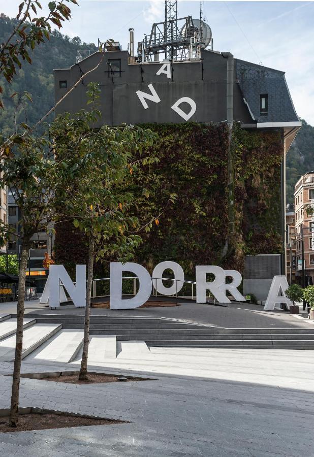 Hotel Starc By Pierre & Vacances Premium Andorra la Vella Bagian luar foto
