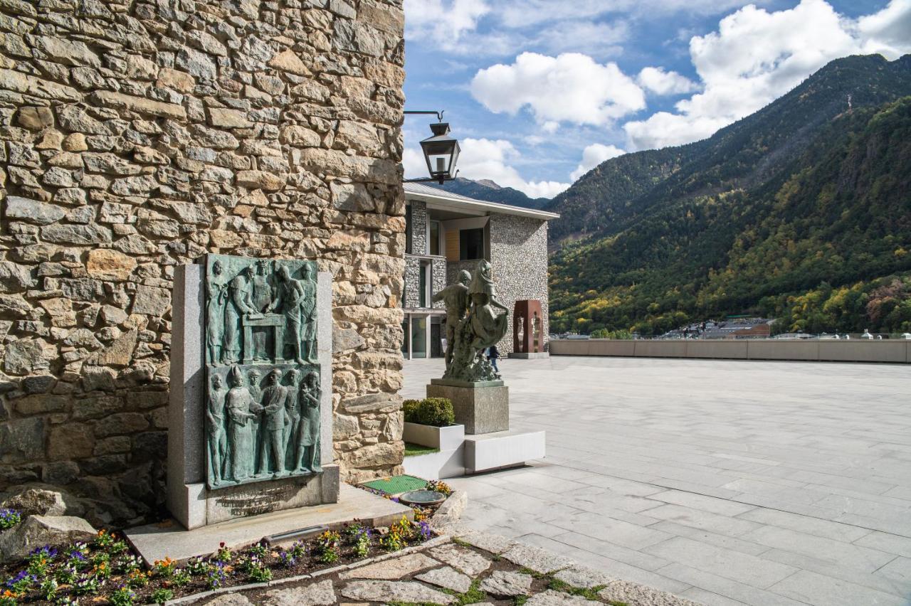 Hotel Starc By Pierre & Vacances Premium Andorra la Vella Bagian luar foto