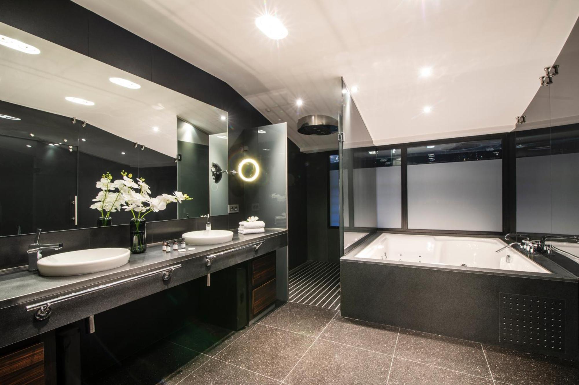 Hotel Starc By Pierre & Vacances Premium Andorra la Vella Bagian luar foto